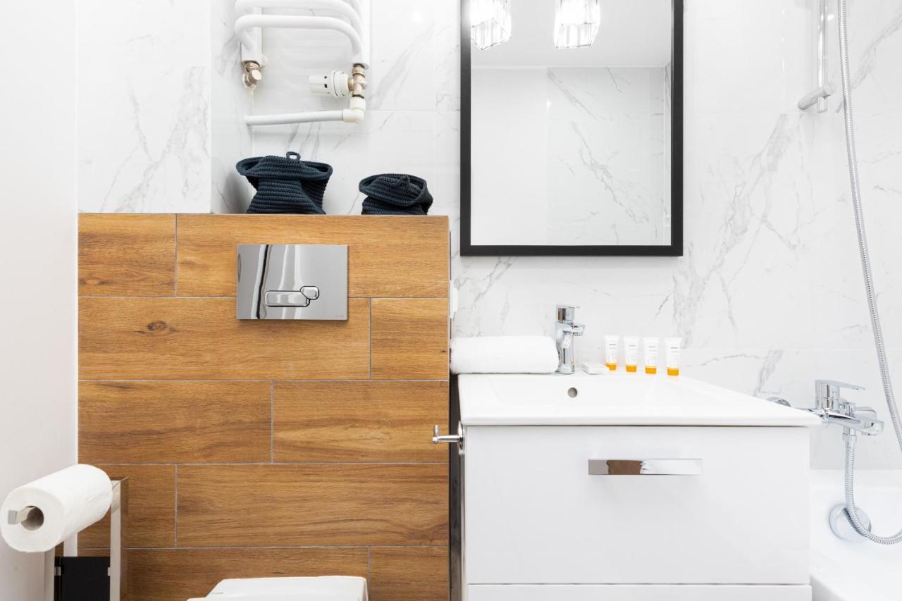 Beautiful Two-Bedroom Apartment Warsaw Bielany By Noclegi Renters Exterior foto